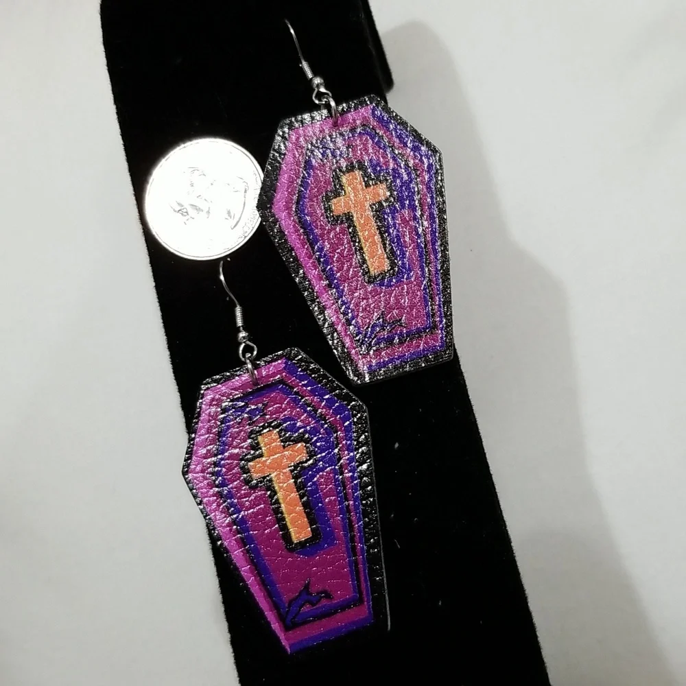NIP Faux Leather Coffin Earrings - Picture 3 of 3